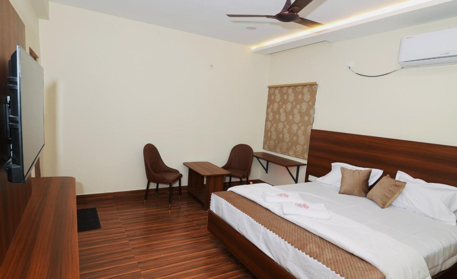 Maalyasa Hotel And Suites Haidarábád Kültér fotó